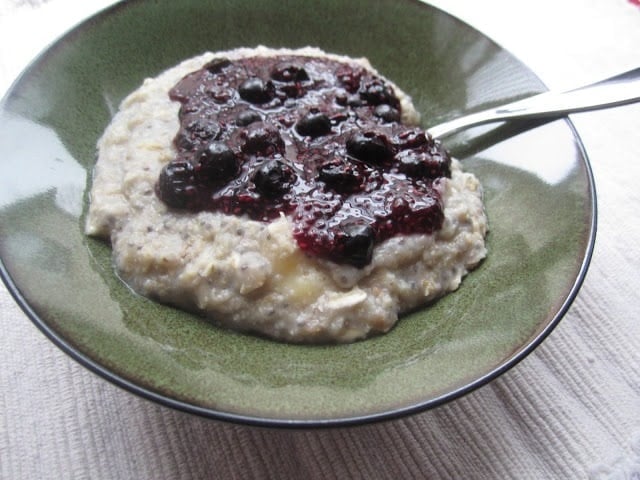 Banana Oats with Blueberry Chia Sauce