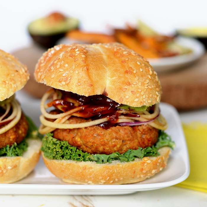 BBQ Quinoa Turkey Burgers with Spiralized Apples