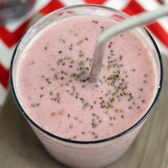 Creamy Strawberry Chia Smoothie