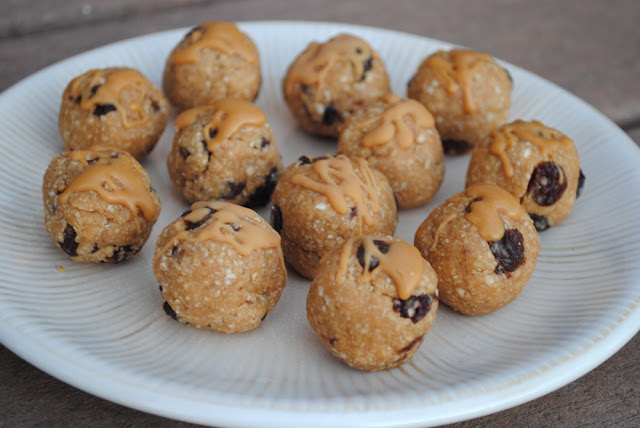 Lower Calorie Oatmeal Rasin PB Balls