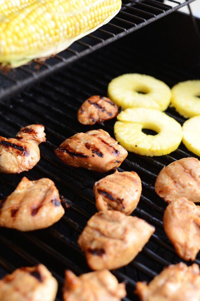 Tropical Teriyaki Chicken Breast with Grilled Pineapple, made with Gold n' Plump Chicken. Pure summer bliss. #healthy