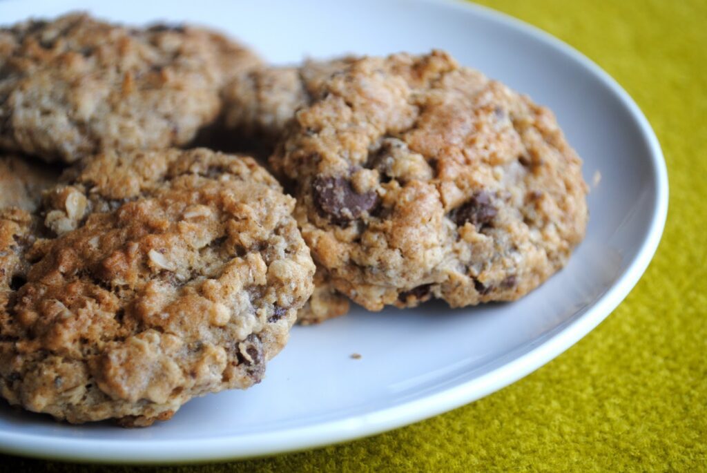 gluten free oatmeal chocolate chip cookies