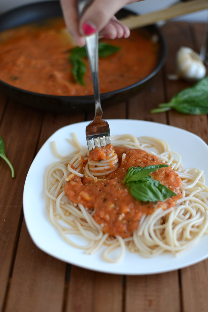 Homemade [Clean Eating] Roasted Tomato Basil Marinara Sauce