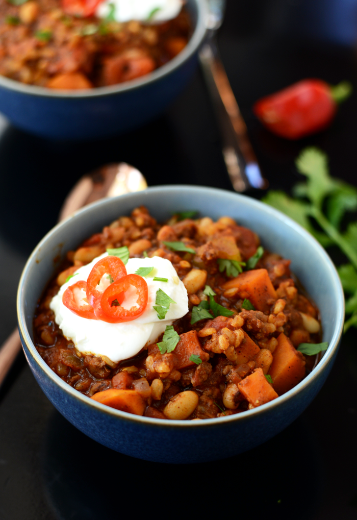 This Healthy Bison Chili is loaded with veggies, beans, and brown rice to make the hardiest, best-tasting chili ever!