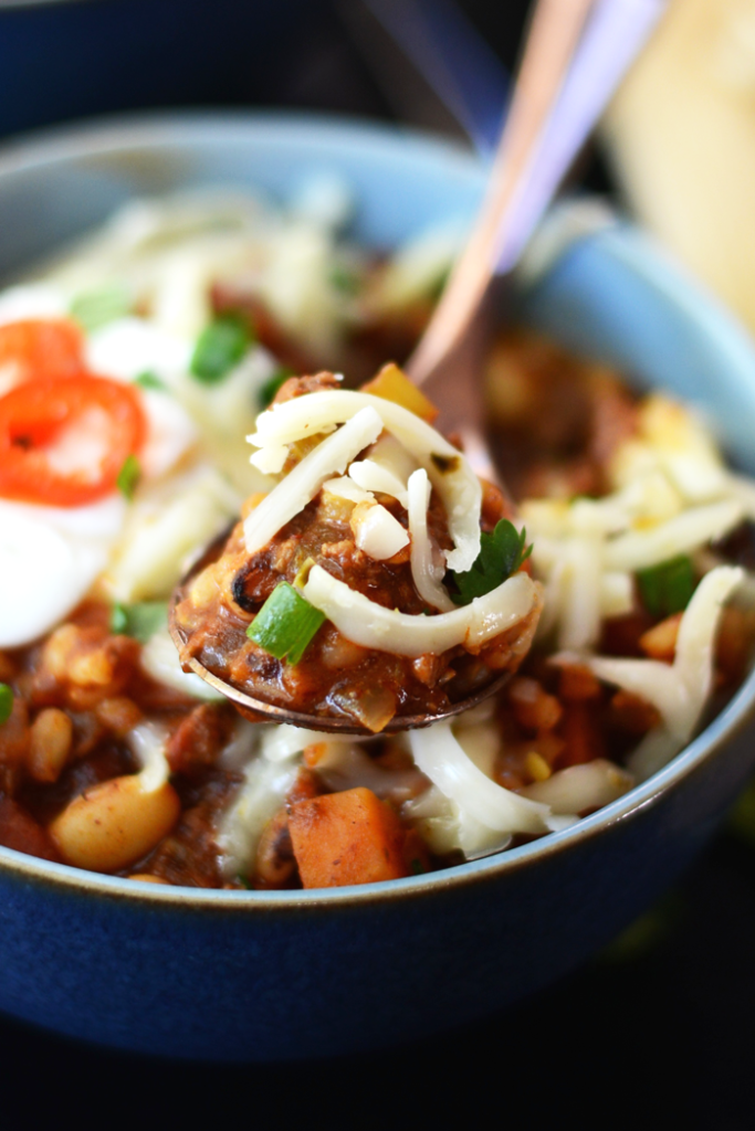 This Healthy Bison Chili is loaded with veggies, beans, and brown rice to make the hardiest, best-tasting chili ever!