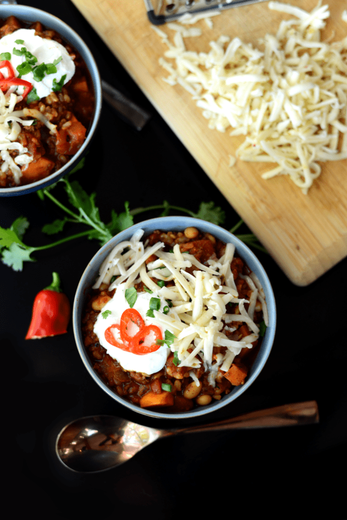 This Healthy Bison Chili is loaded with veggies, beans, and brown rice to make the hardiest, best-tasting chili ever!