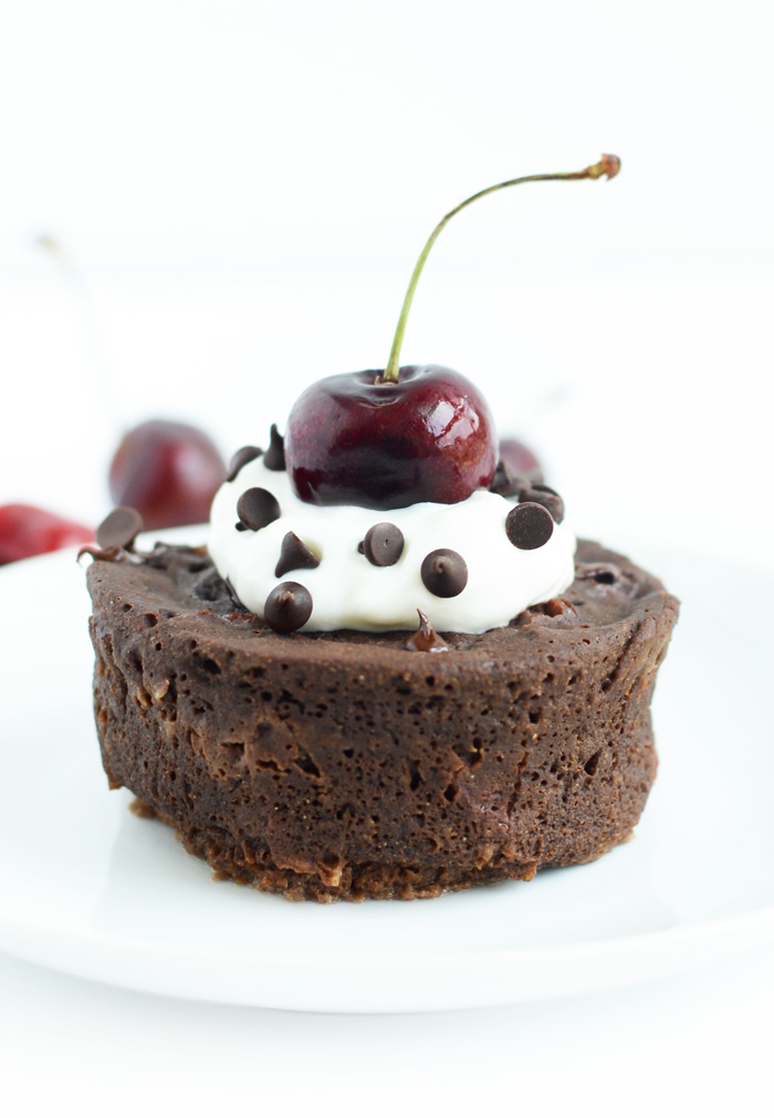 Healthy Chocolate Cherry Mug Cake #GlutenFree