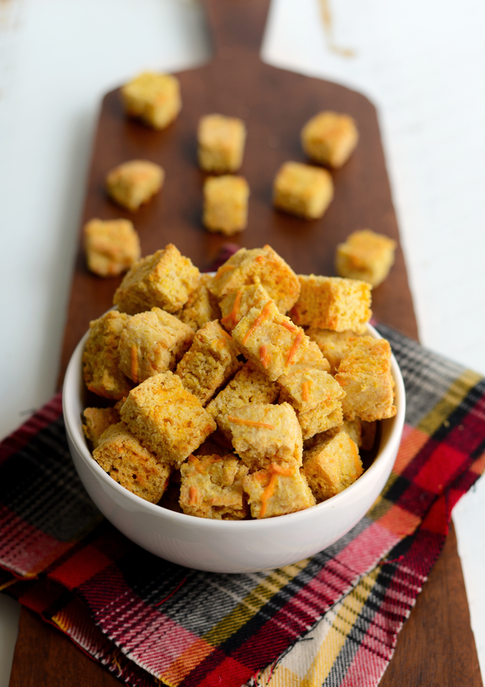 Gluten-Free Cheesy Cornbread Croutons