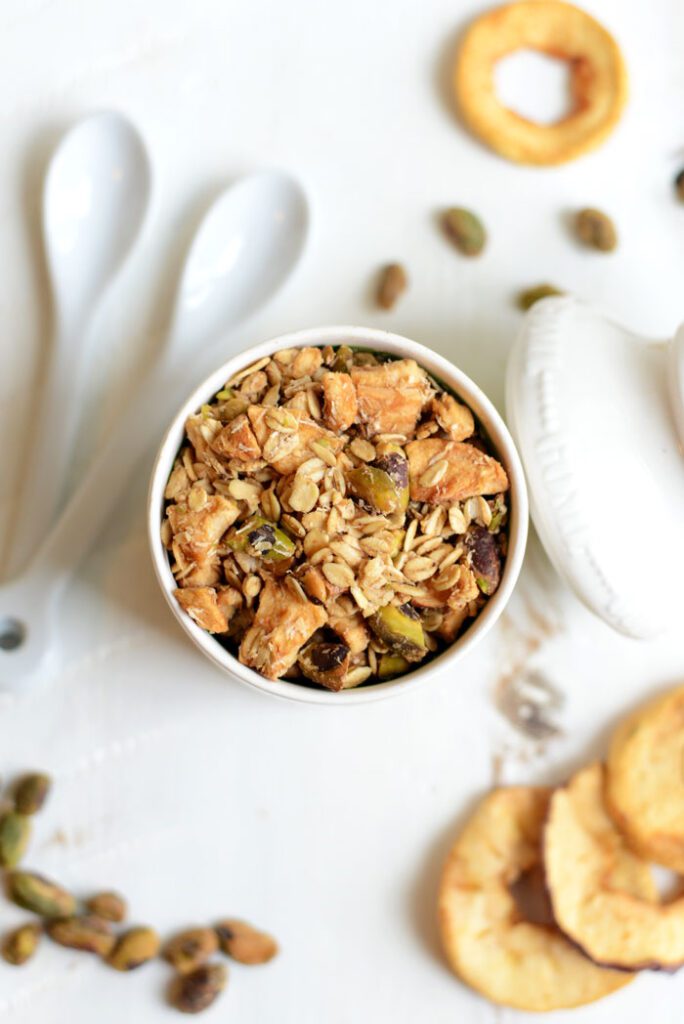 Apple Pistachio Granola #vegan #glutenfree