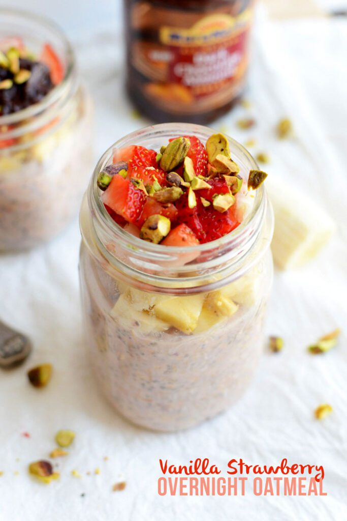 Strawberry Vanilla Overnight Oats #glutenfree #vegan