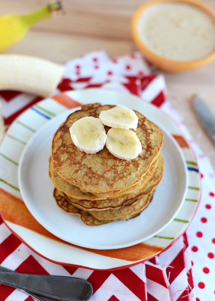 3 Ingredient Peanut Butter Pancakes made with eggs, mashed banana, and peanut flour!