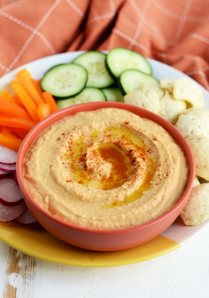 Homemade Roasted Red Pepper Hummus - an easy snack or appetizer to make at home!