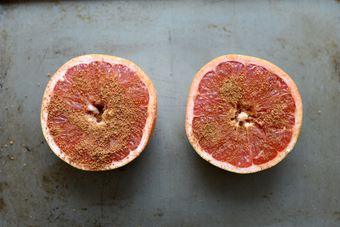 Broiled Grapefruit Spinach Salad