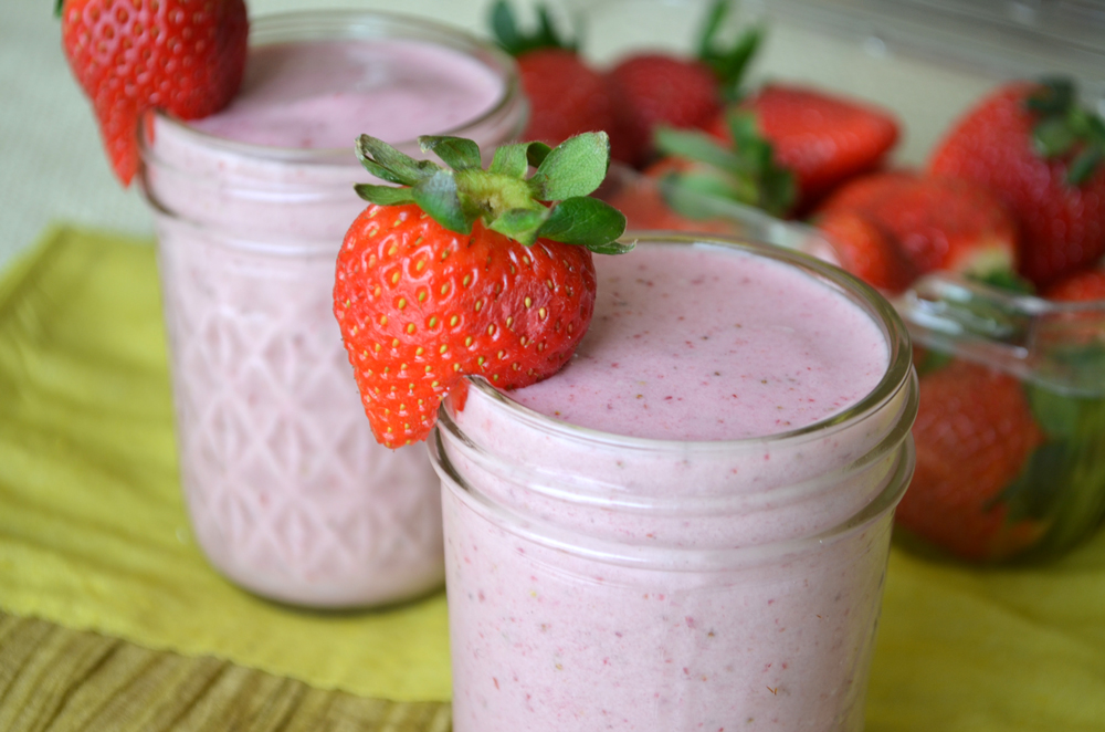 White Chocolate Strawberry Protein Smoothie