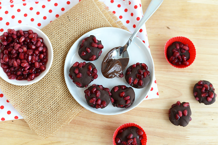 Super Simple Vegan Pomegranate Clusters #GlutenFree #Vegan