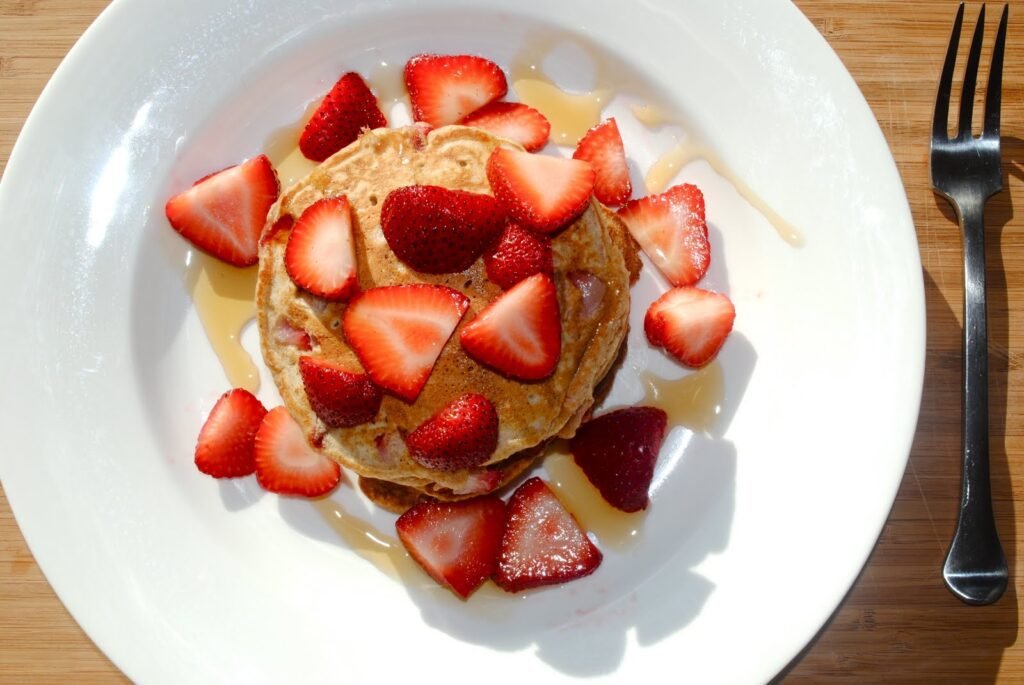 Healthy Strawberry Pancakes