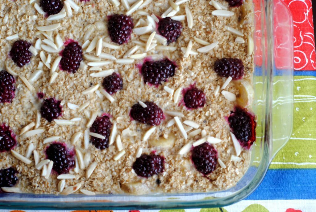 Blackberry Almond Baked Oatmeal