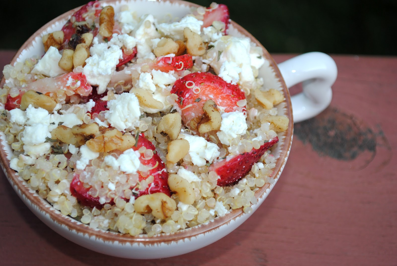 [Seasonal] Strawberry Feta Quinoa Salad