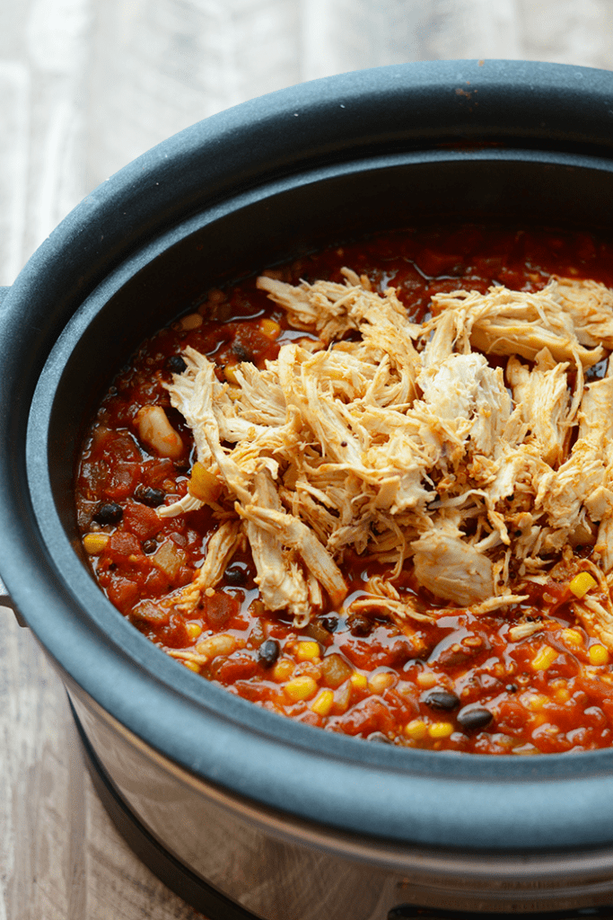 crock-pot-chicken-quinoa-enchilada-soup-6