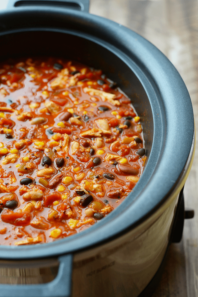 crock-pot-chicken-quinoa-enchilada-soup2