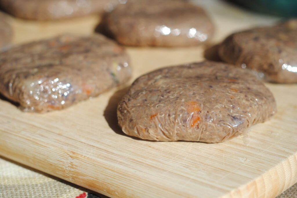 Black Bean Quinoa Veggie Burgers