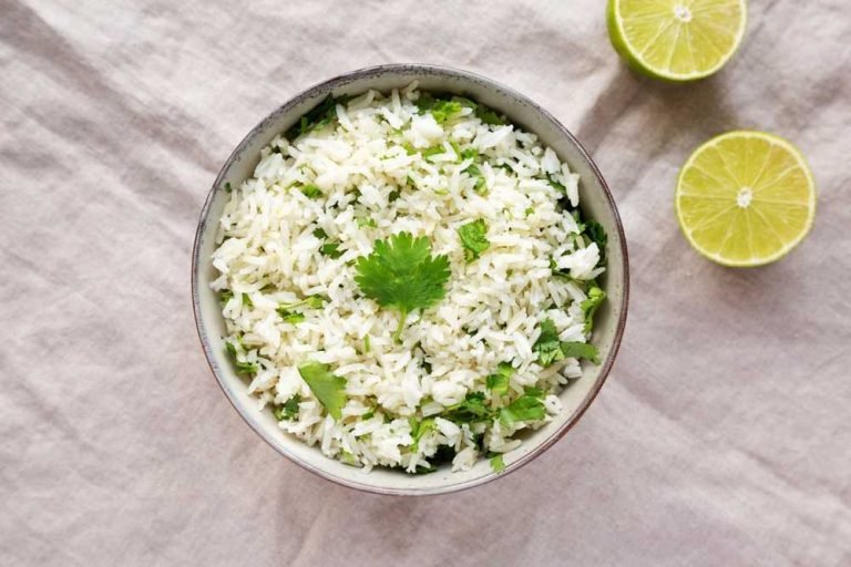 CHIPOTLE CILANTRO LIME RICE (COPYCAT)